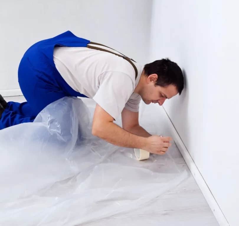 Jak położyć tynk na suficie: uniknij najczęstszych błędów i problemów