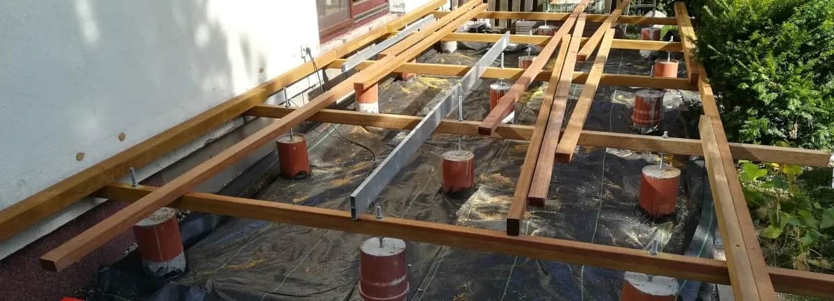 Jaki legar na taras wybrać, aby uniknąć kosztownych błędów?